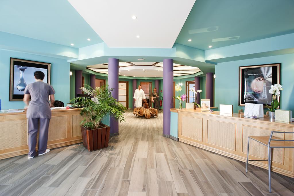 Grand Hotel Les Flamants Roses Thalasso & Spa Canet-en-Roussillon Ngoại thất bức ảnh